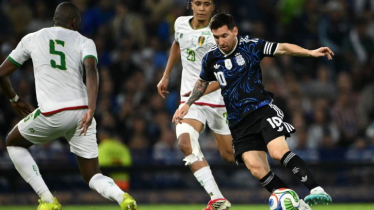 দুর্বল দলের সঙ্গে হাড্ডাহাড্ডি লড়াইয়ে জয় পেলো আর্জেন্টিনা