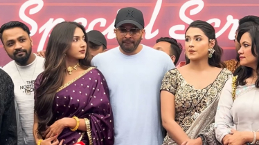 ‘অস্বস্তির প্রশ্নই আসে না, সুরক্ষা দিয়েছেন শাকিব খান’