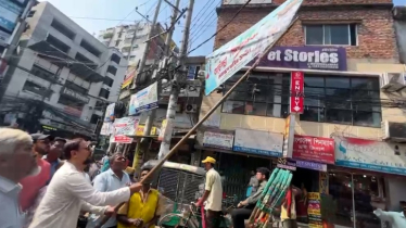 নগরীর সৌন্দর্য রক্ষায় চসিক মেয়রের অভিযান