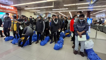 লিবিয়া থেকে দেশে ফিরলেন ১৭৫ বন্দি বাংলাদেশি 