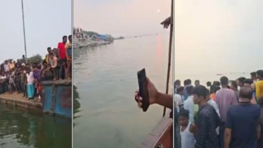 ফেরিতে উঠার সময় নদীতে পড়লো যাত্রীবাহী বাস, বহু হতাহতের শঙ্কা ফেরিতে উঠার সময় নদীতে পড়লো যাত্রীবাহী বাস, বহু হতাহতের শঙ্কা