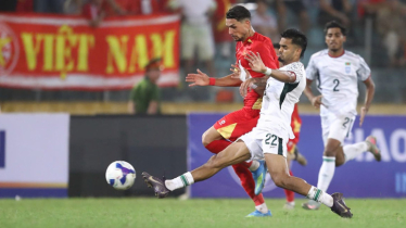 দ্বিতীয়ার্ধে জাল অক্ষত রেখেও ৩-০ গোলে হারলো বাংলাদেশ