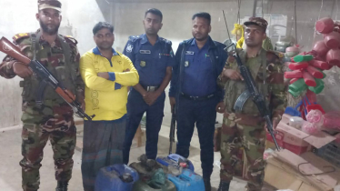 দোকানের পেছনে বসতবাড়িতে অভিযান, মিললো ১৫০ লিটার তেল