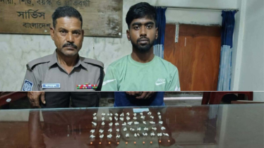 পকেটে ১০০ পুরিয়া হেরোইন নিয়ে ঘুরছিল মুন্না, হাতেনাতে ধরলো পুলিশ