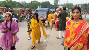 ঈদের দিন বেউথা কালিগঙ্গা সেতুতে বিনোদনপ্রেমীদের ভিড়