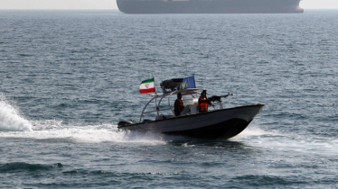 হরমুজের পর আন্তর্জাতিক নৌ-পথের আরেকটি কেন্দ্রও ইরানের কবজায়?