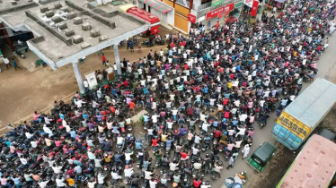 সরকার বলছে সঙ্কট নেই, পাম্পগুলোতে দীর্ঘ সারি, নেপথ্যে আসলে কি?