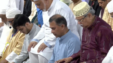 রাষ্ট্রপতি ও প্রধানমন্ত্রীর উপস্থিতিতে ঈদের প্রধান জামাত অনুষ্ঠিত