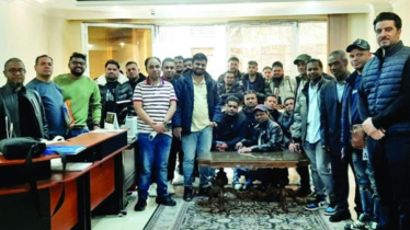 ইরানে আটকে পড়াদের বিশেষ ফ্লাইটে ফিরিয়ে আনা হচ্ছে রাতে