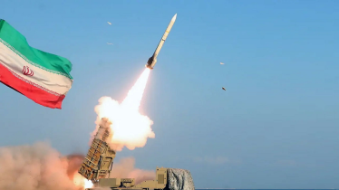 ৮০তম ধাপের প্রতিশোধ: ইসরাইলের সামরিক স্থাপনায় ইরানের ব্যাপক হামলা