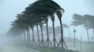 দুপুরের মধ্যে ৩ অঞ্চলের ওপর দিয়ে ৮০ কি.মি. বেগে ঝড়ের আশঙ্কা 