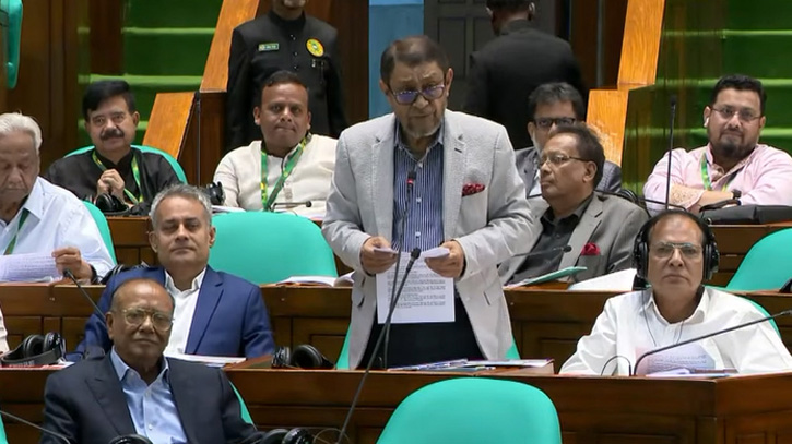 ১ লাখ স্বাস্থ্যকর্মী নিয়োগের বড় সুখবর দিলেন স্বাস্থ্যমন্ত্রী