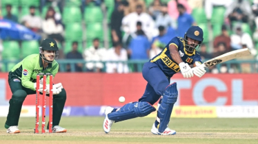 মেন্ডিসের সেঞ্চুরিতে পাকিস্তানকে বড় টার্গেট দিলো শ্রীলঙ্কা