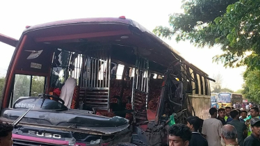 পদ্মা সেতুর জাজিরা প্রান্তে দুই বাসের সংঘর্ষে সুপারভাইজার নিহত, আহত ৬