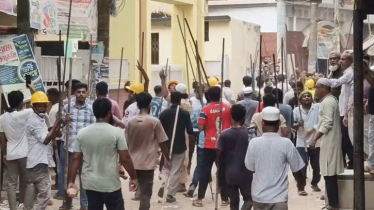 টিকটকে নেগেটিভ কমেন্ট করায় ব্রাহ্মণবাড়িয়ায় বর্শা-বল্লম নিয়ে সংঘর্ষ