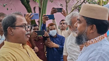 জয়ের পর প্রতিদ্বন্দ্বী দেলাওয়ারের বাড়িতে মির্জা ফয়সল আমিন