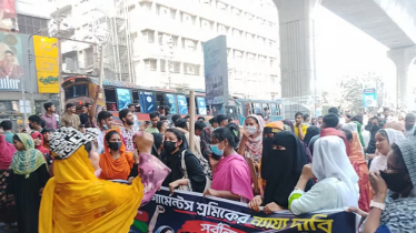 মিরপুর-১০ গোলচত্বরে পোশাকশ্রমিকদের অবরোধ, যান চলাচল ব্যাহত মিরপুর-১০ গোলচত্বরে পোশাকশ্রমিকদের অবরোধ, যান চলাচল ব্যাহত