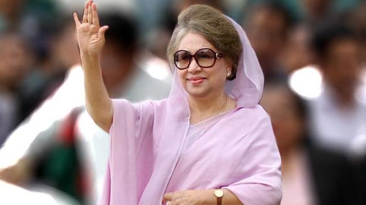 মুসলিম সংখ্যাগরিষ্ঠ দেশগুলোর মাঝে দ্বিতীয় মহিলা সরকারপ্রধান ছিলেন বেগম জিয়া