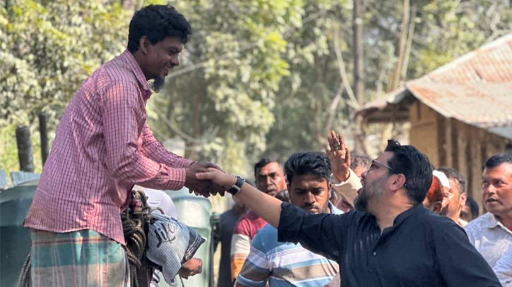 প্রয়াত নেতা সালাহউদ্দীন কাদের চৌধুরীর ছেলে হুম্মাম কাদের চৌধুরীও ব্যস্ত সময় পার করছেন।